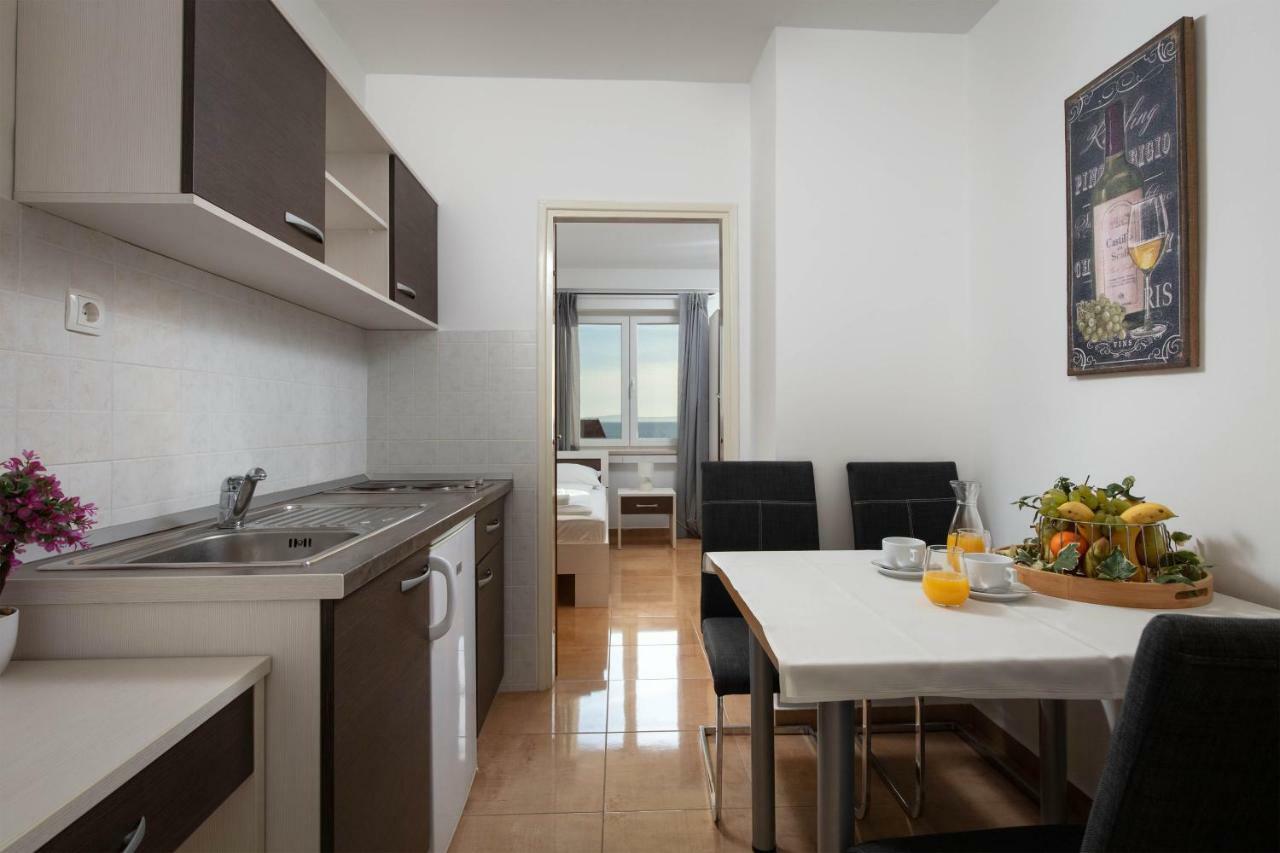 פודסטראנה Apartments Amigos מראה חיצוני תמונה